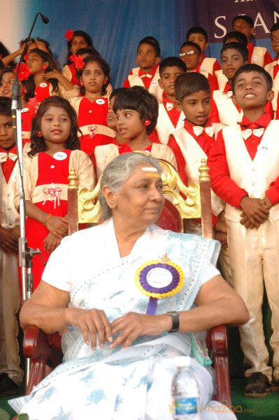 Singer S Janaki At Velammal Matric School Event 