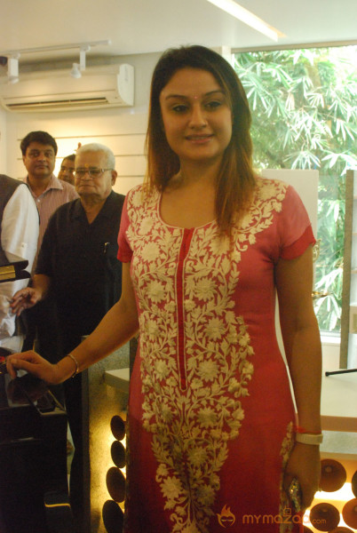 Sonia Agarwal Launch Musee Musical Piano Salon  