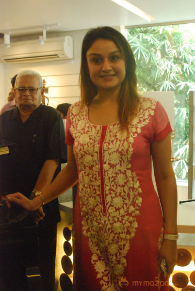 Sonia Agarwal Launch Musee Musical Piano Salon  