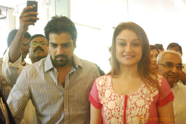 Sonia Agarwal Launch Musee Musical Piano Salon  