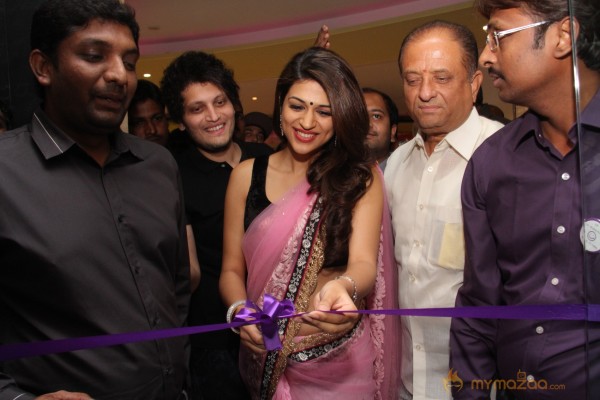 Sraddadas Naturals family HB salon Launched