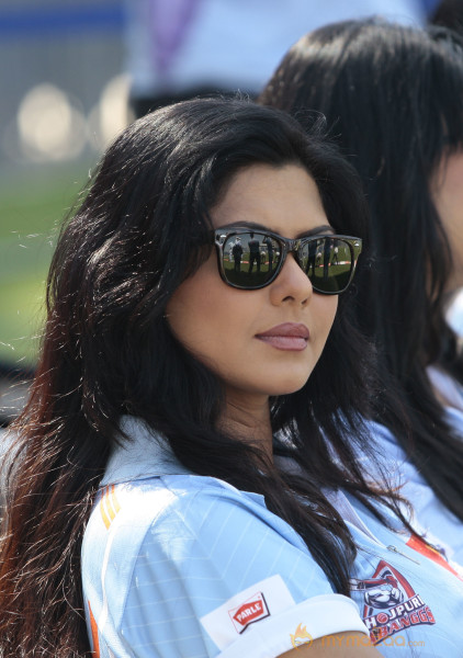 Stars At Celebrity Cricket League Match 