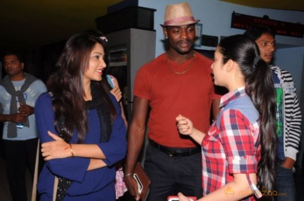 Star's at Satya 2 Premiere Show Photos