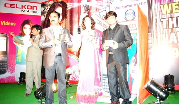 Tamanna Launch Celkon C 999 3G Mobile 