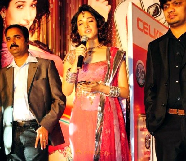 Tamanna Launch Celkon C 999 3G Mobile 