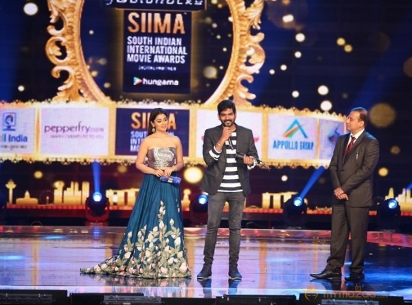 Tamil and Malayalam Film Industry SIIMA 2016 Awards Function Stills Day 2