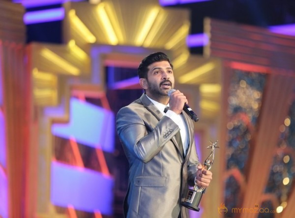 Tamil and Malayalam Film Industry SIIMA 2016 Awards Function Stills Day 2