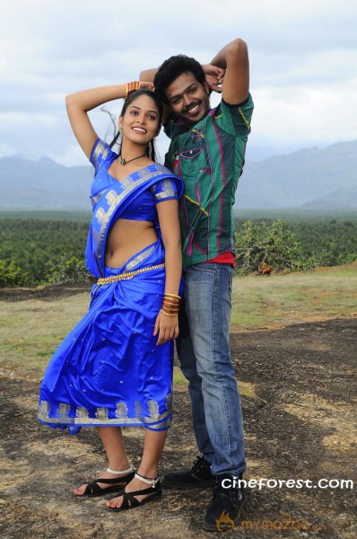 Tamil Movie-ORUVAR MEETHU IRUVAR SAAINDHU MOVIE GALLERY