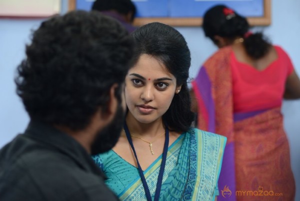 Tamilukku Ondrai Aluthavum Movie Stills