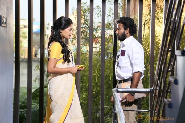 Tamilukku Ondrai Aluthavum Movie Stills