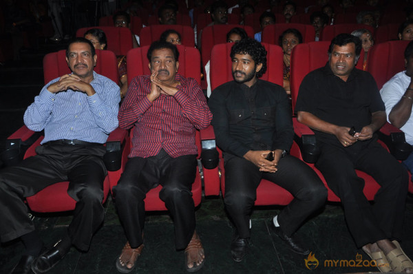 Theriyama Unna Kadhalichiten Audio Launch 