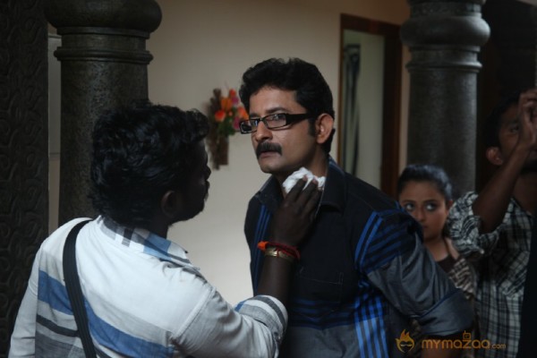 Thottal Vidathu Movie Working Stills