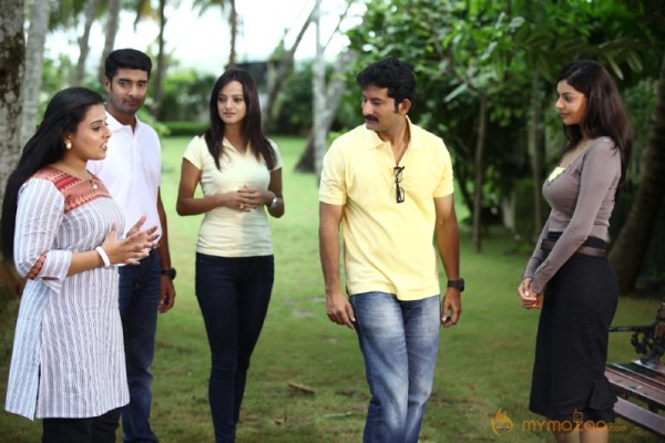 Thottal Vidathu Movie Working Stills