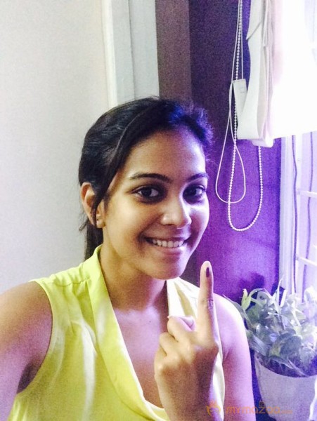 TN Election Celebrity Voting Pics 