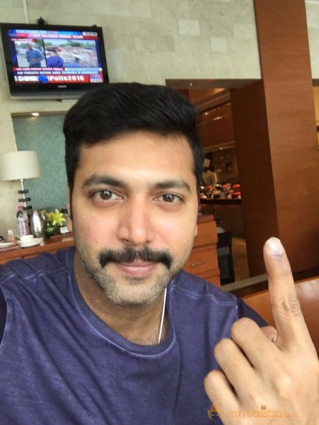 TN Election Celebrity Voting Pics 