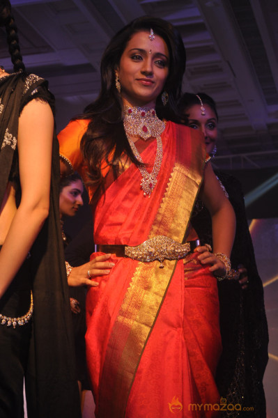 Trisha At NAC Jewellers Press Conference & Fashion Show 