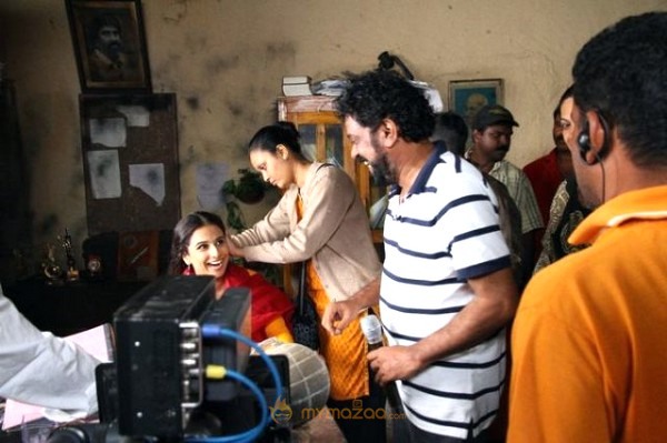 Urumi Movie On Location Stills