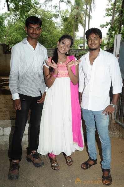 Uyire Unnai Nesithen Movie Launch Stills