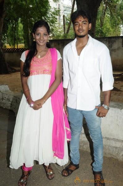 Uyire Unnai Nesithen Movie Launch Stills