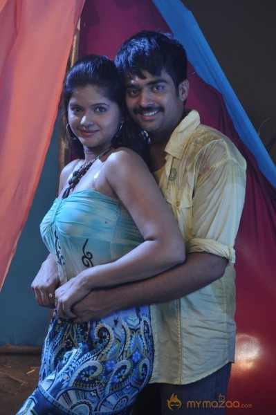 Uyirukku Uyiraga Movie Actress Hot Stills