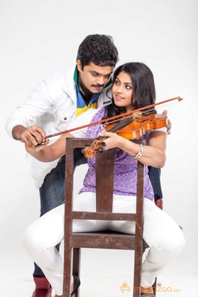 Uyirukku Uyiraga Movie Stills