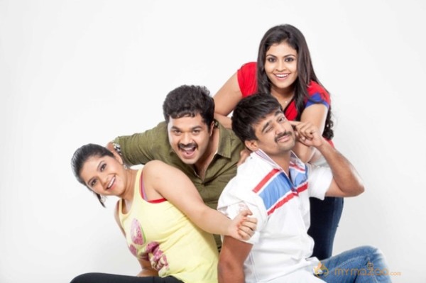 Uyirukku Uyiraga Movie Stills