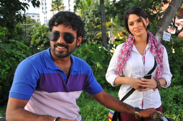 Vaarayo Vennilave Movie Latest Photos