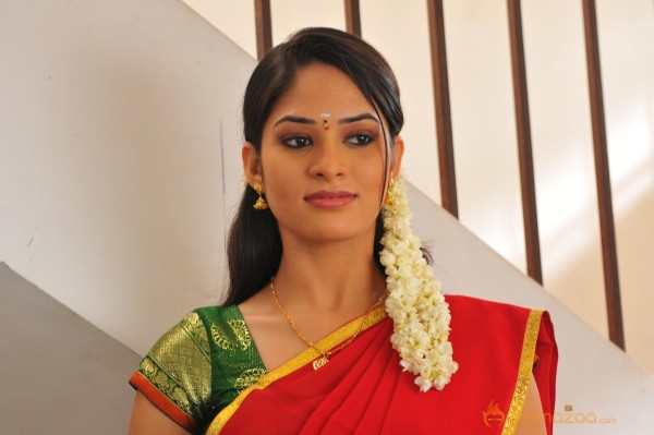 Vaarayo Vennilave Movie Latest Photos