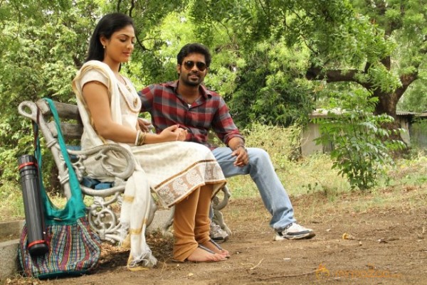 Vaarayo Vennilave Tamil Movie Stills