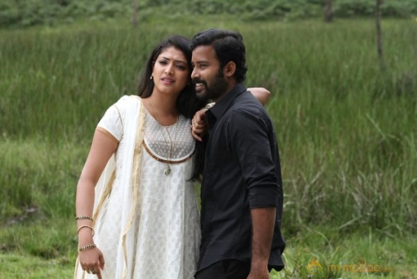 Vaarayo Vennilave Tamil Movie Stills