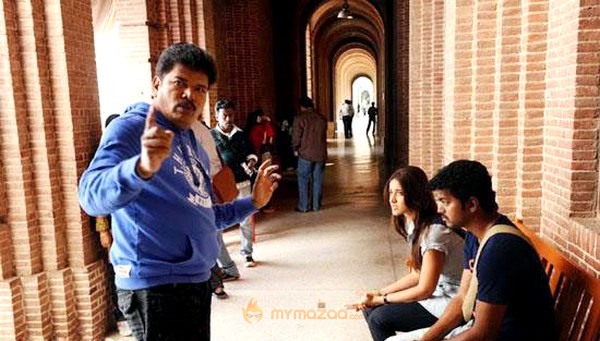 Vijay & Ileana At Nanban Movie On Location Stills