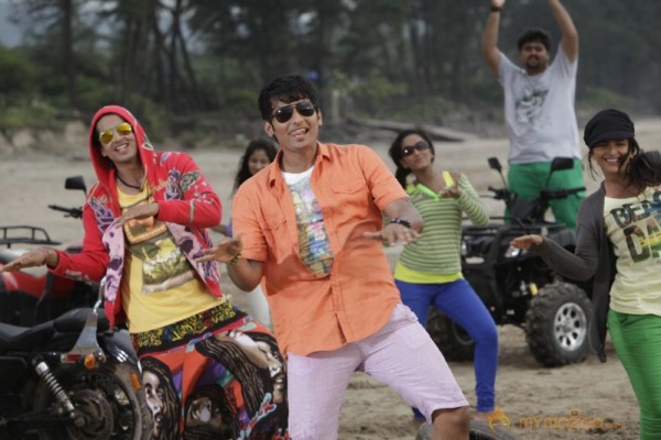 Yaan Movie New Photos