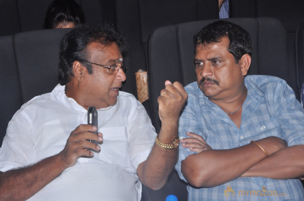 Yaaruda Mahesh Movie Trailer Launch  