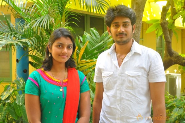 Yan Kadhal Puthithu Movie Interview Stills