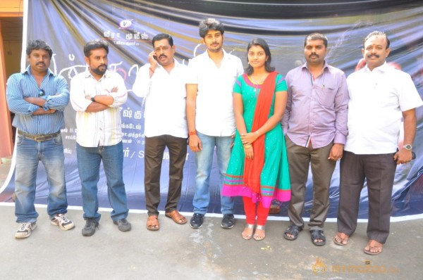 Yan Kadhal Puthithu Movie Interview Stills