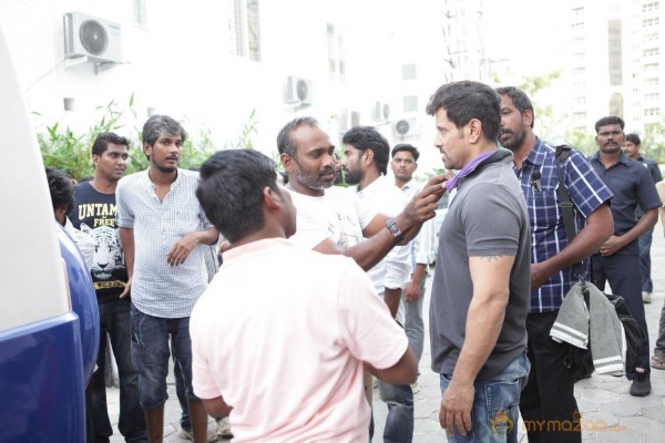 10 Endrathukulla Tamil Movie Working Stills