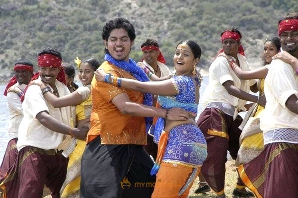 Aattanayagan Movie Stills