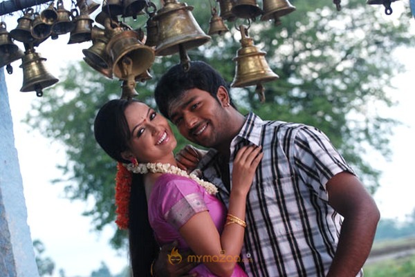 Aayiram Vilakku Movie Stills