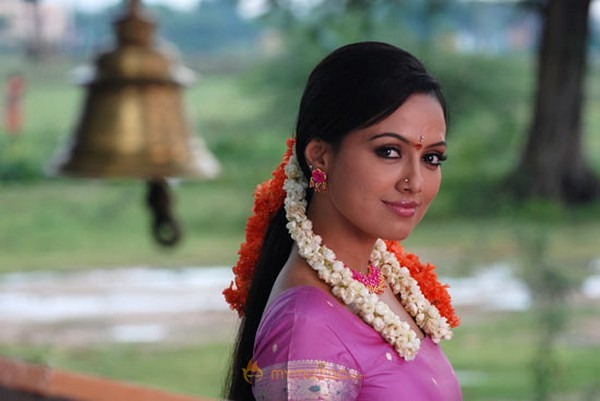 Aayiram Vilakku Movie Stills