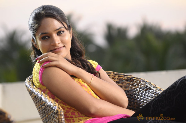 Adhu Vera Idhu Vera Movie Stills 