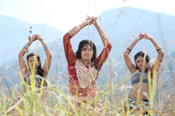 Adra Machan Visilu Movie Stills