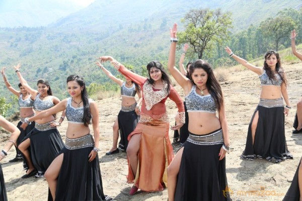 Adra Machan Visilu Movie Stills