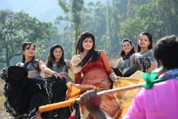 Adra Machan Visilu Movie Stills