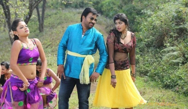 Adra Machan Visilu Tamil Film Stills