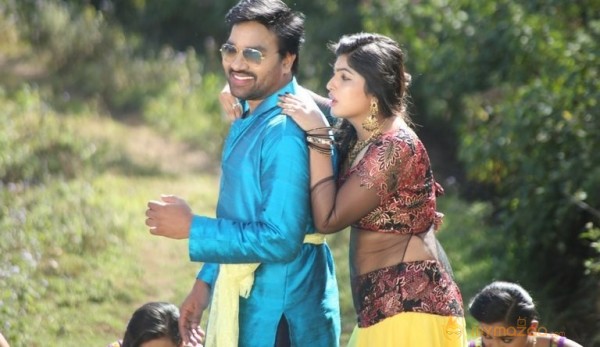 Adra Machan Visilu Tamil Film Stills