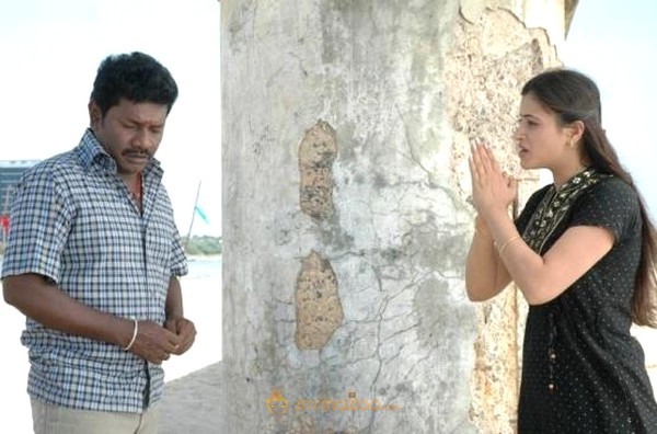 Ambasamutharathil Ambani Movie Stills