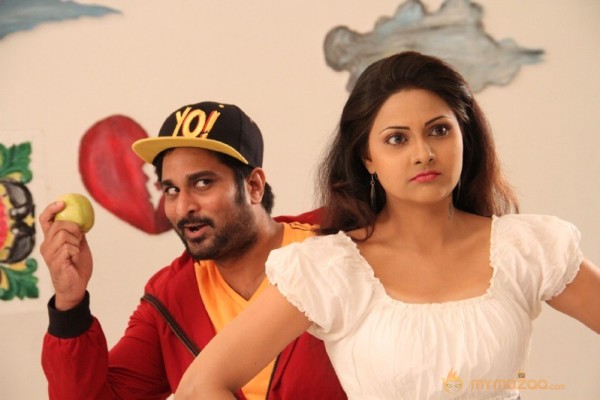 Andhamaan Movie Stills