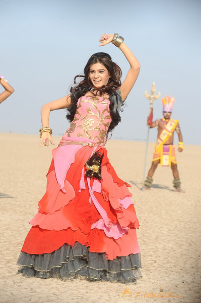 Athiradi Vettai Movie Stills 