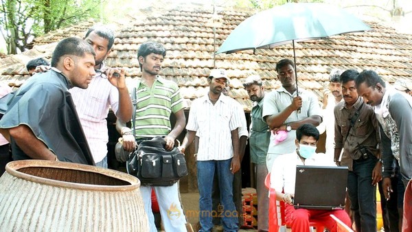 Avan Ivan On Location Stills