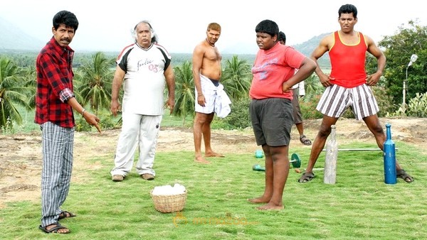 Avan Ivan On Location Stills